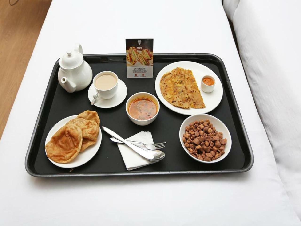 Oyo 14798 Radha Swami Guest House Danapur المظهر الخارجي الصورة
